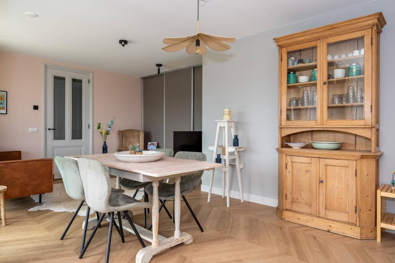 Appartement De Dageraad In Monumentale Boerderij Kimswerd Ngoại thất bức ảnh
