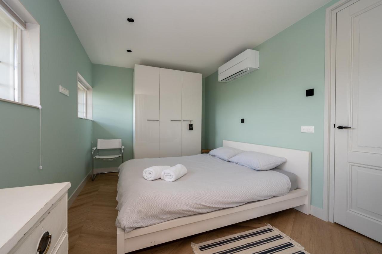 Appartement De Dageraad In Monumentale Boerderij Kimswerd Ngoại thất bức ảnh