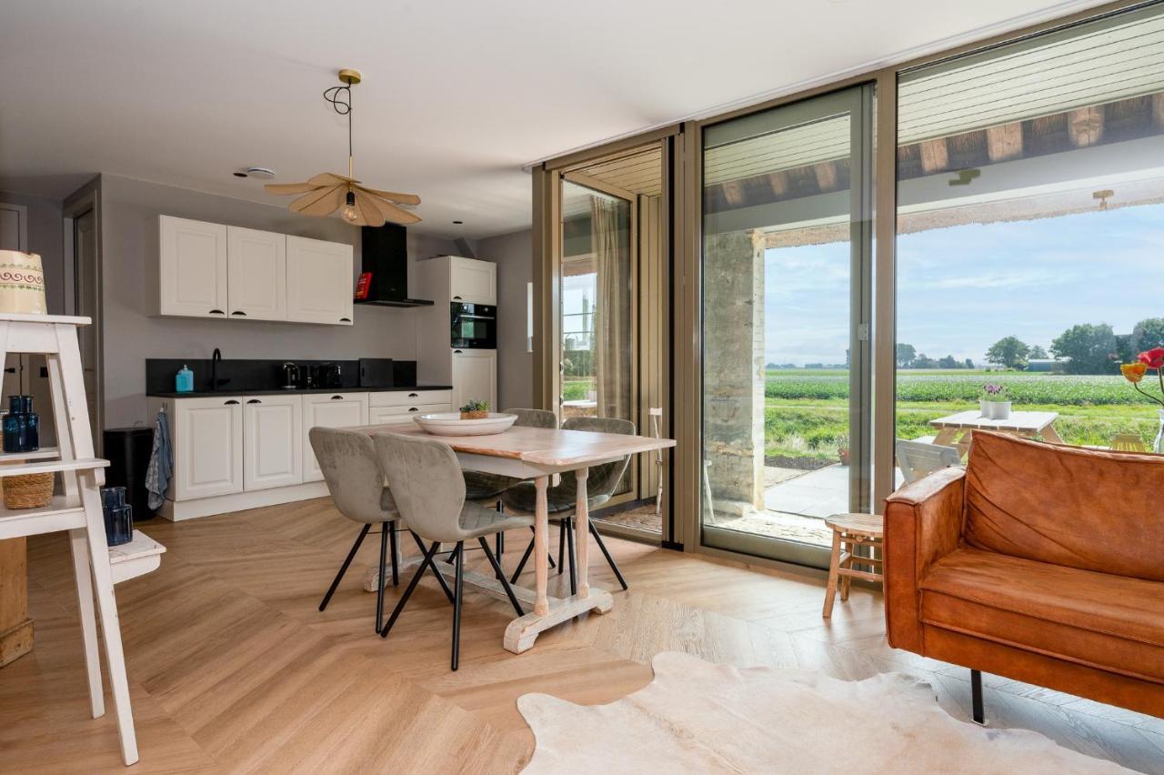 Appartement De Dageraad In Monumentale Boerderij Kimswerd Ngoại thất bức ảnh
